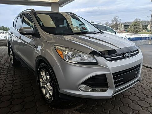 Used 2016 Ford Escape Titanium image 4
