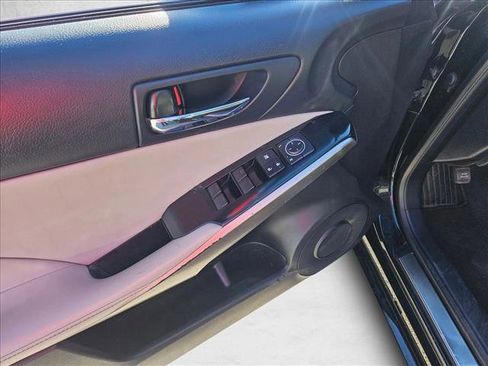Used 2014 Lexus IS 250 w/ Premium Package image 10