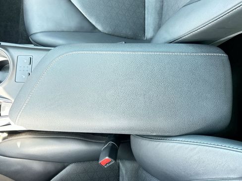 Used 2023 Toyota Camry XSE FWD image 21