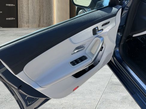 Used 2022 Mercedes-Benz CLA 250 image 62