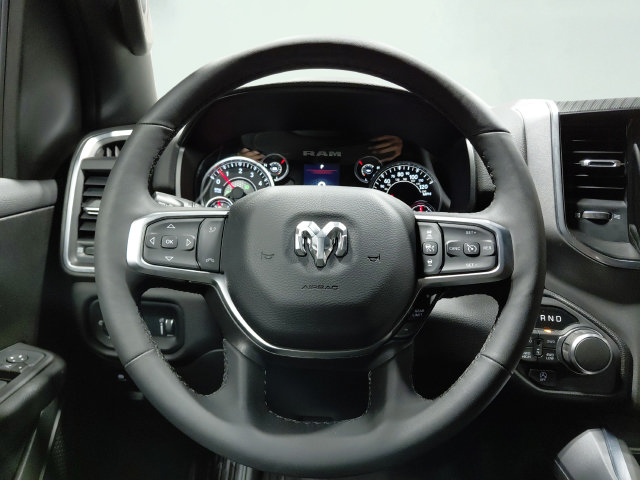 Used 2025 RAM 1500 Big Horn AWD/4WD image 24