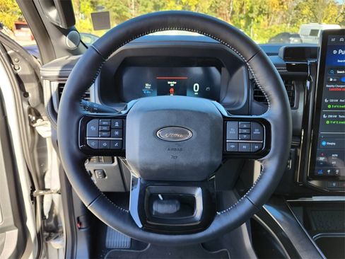 New 2023 Ford F150 Lightning Platinum image 27