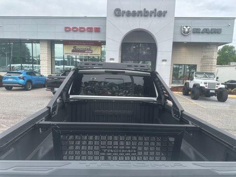 Used 2025 Toyota Tacoma 4x4 Double Cab Hybrid w/ Tow Tech Package image 26
