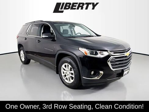 Used 2019 Chevrolet Traverse LT image 1