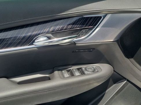 Certified 2024 Cadillac XT6 Premium Luxury w/ Technology Package FWD image 22