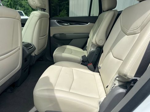Certified 2024 Cadillac XT6 Premium Luxury w/ Technology Package AWD/4WD image 20