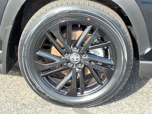 Used 2024 Toyota Corolla Cross AWD Hybrid image 9