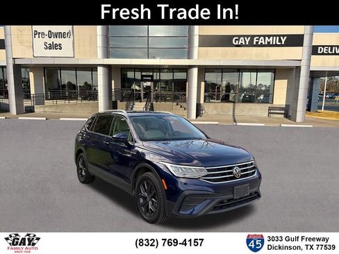 Used 2023 Volkswagen Tiguan SE image 1