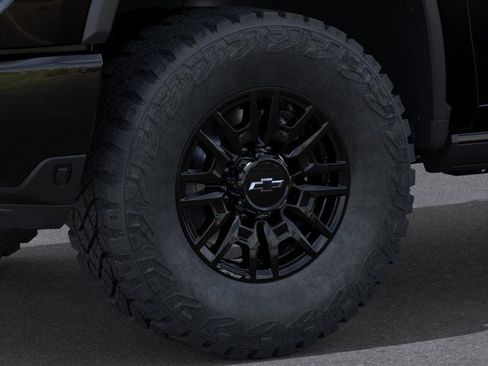 New 2024 Chevrolet Silverado 2500 ZR2 w/ Technology Package image 9