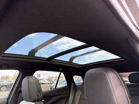 New 2026 Chevrolet Blazer EV LT w/ LPO, Blackout Package image 17