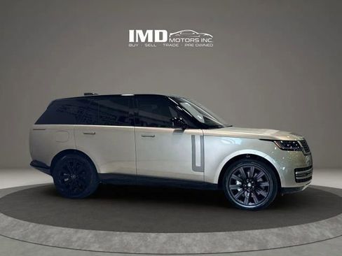 Used 2023 Land Rover Range Rover SE AWD/4WD image 5
