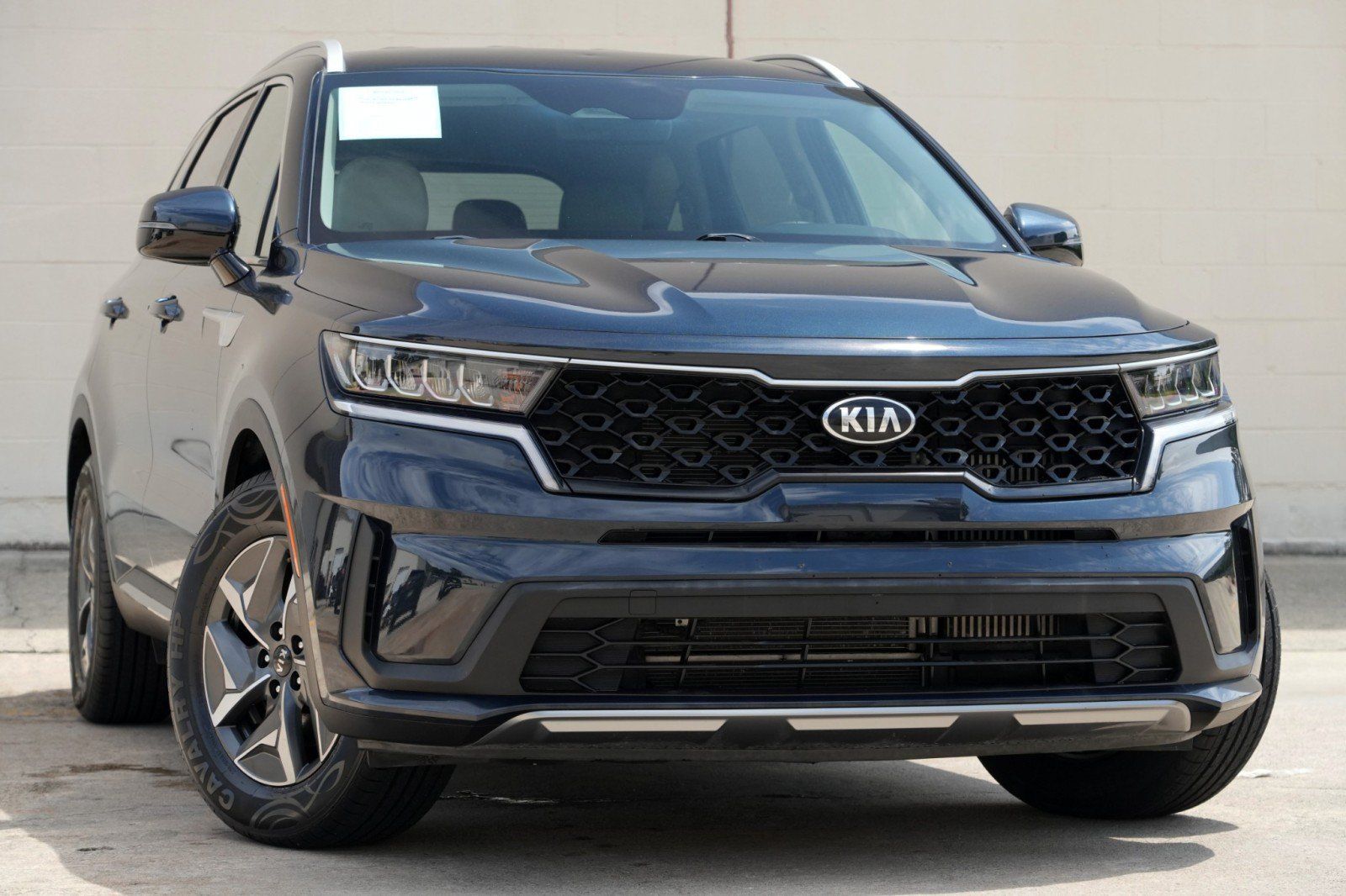 Used 2021 Kia Sorento S FWD image 2