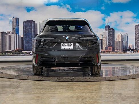 New 2026 BMW iX xDrive60 image 9