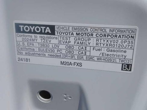 Used 2024 Toyota Prius Prime Premium image 34