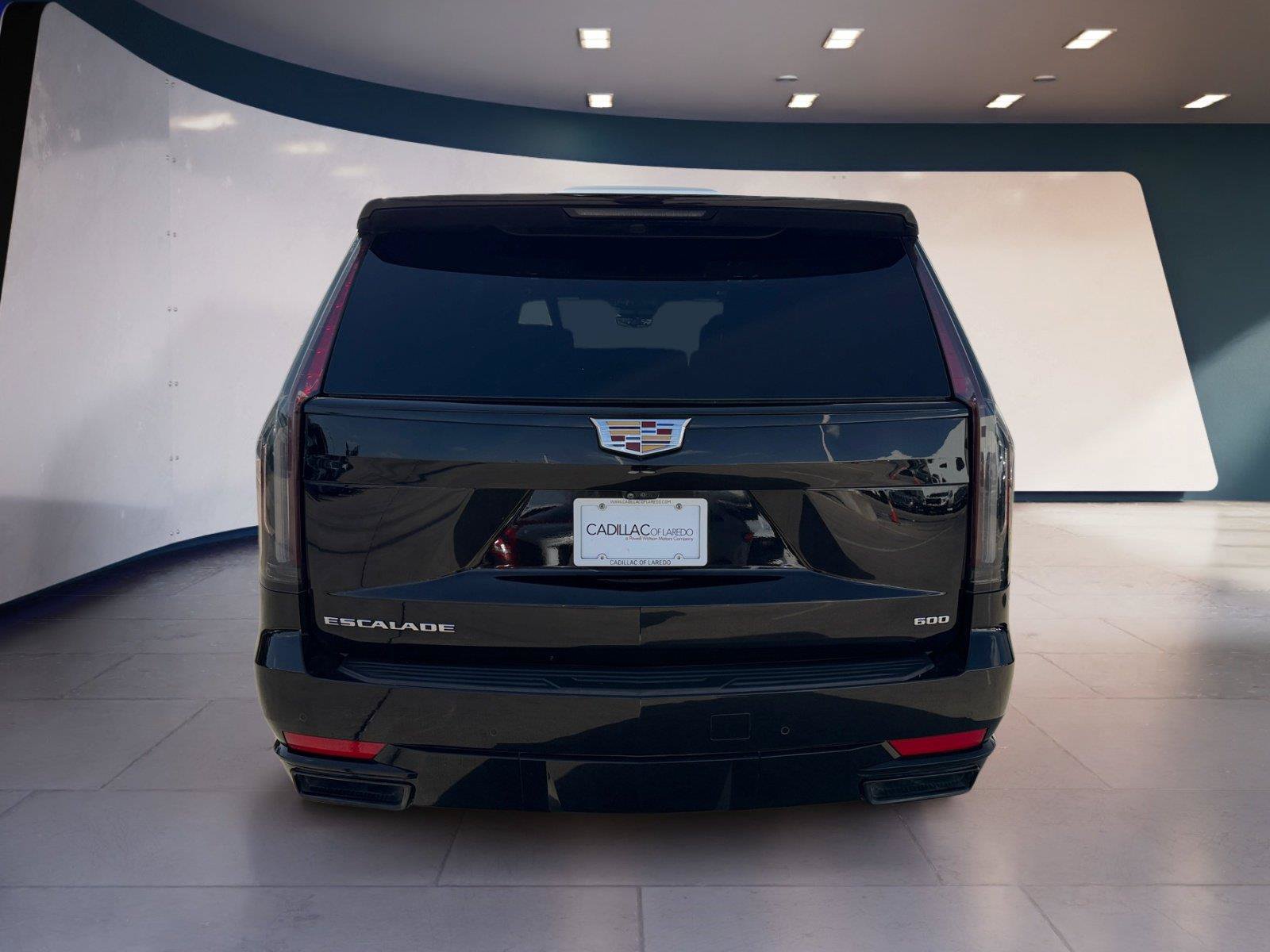 Certified 2023 Cadillac Escalade ESV Sport Platinum w/ LPO, Floor Liner Package AWD/4WD image 4