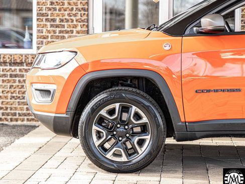 Used 2018 Jeep Compass Trailhawk w/ Leather Interior Group image 6