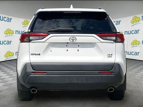 Used 2022 Toyota RAV4 XLE w/ Convenience Package AWD/4WD image 5
