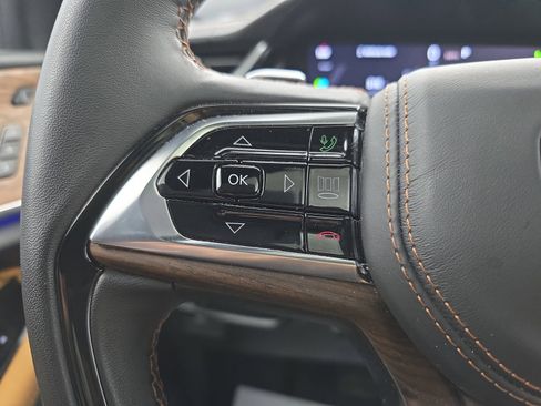 Used 2022 Jeep Grand Cherokee Summit w/ Advanced Protech Group IV image 33