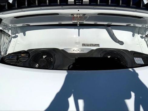 Used 2020 Porsche 911 Carrera S image 10