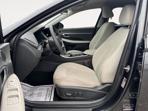 Used 2023 Hyundai Sonata SEL w/ Preferred Accessory Package FWD image 12