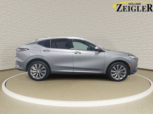 Used 2025 Buick Envista Preferred FWD image 4