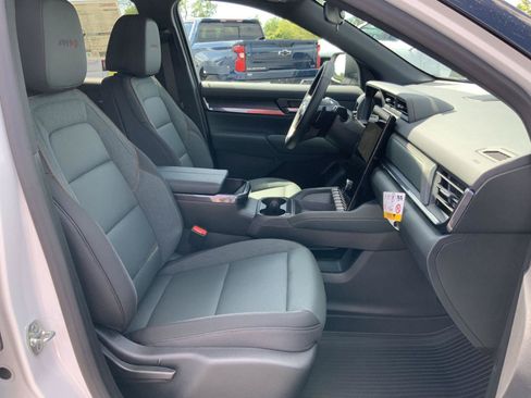 New 2026 GMC Terrain AT4 w/ LPO, Floor Liner Package AWD/4WD image 54