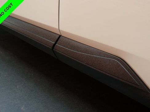 Used 2022 Nissan Rogue SV w/ SV Premium Package image 78