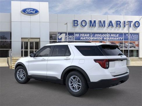 New 2026 Ford Explorer Active image 4