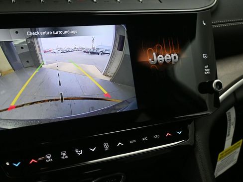 New 2026 Jeep Grand Cherokee Limited w/ Limited Altitude Package AWD/4WD image 23