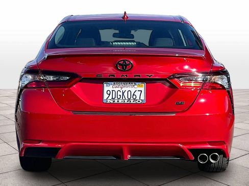 Used 2023 Toyota Camry SE image 6