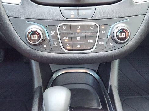 Used 2023 Chevrolet Malibu LT w/ Sport Edition FWD image 21