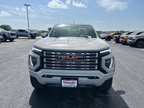 New 2026 GMC Canyon Denali AWD/4WD image 4