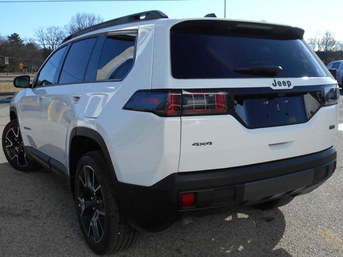 New 2026 Jeep Cherokee Overland image 3