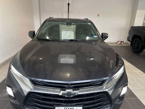 Used 2022 Chevrolet Blazer LT image 3
