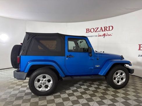 Used 2015 Jeep Wrangler Sahara AWD/4WD image 9