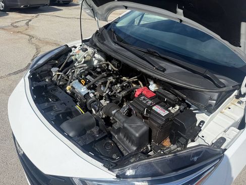 Used 2023 Nissan Versa S FWD image 21