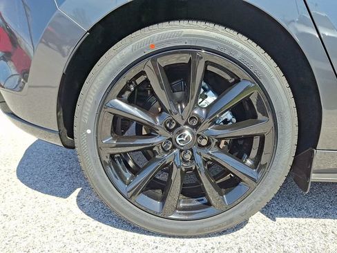 New 2026 MAZDA MAZDA3 Hatchback w/Premium Plus Pkg AWD/4WD image 6