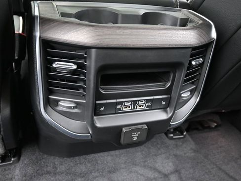 Used 2025 RAM 1500 Laramie w/ Night Edition image 37
