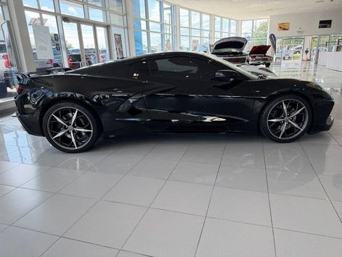 Used 2023 Chevrolet Corvette Stingray Premium Cpe w/ Z51 Performance Package RWD image 15