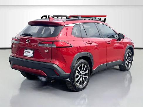 Used 2024 Toyota Corolla Cross XLE w/ Convenience Package AWD/4WD image 7