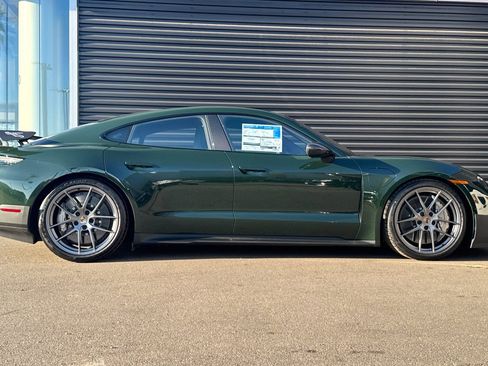 New 2025 Porsche Taycan Turbo GT image 9
