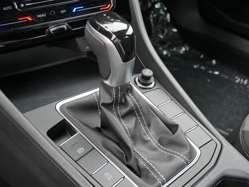 New 2025 Volkswagen Jetta Sport image 9