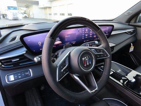 New 2025 Buick Enclave Sport Touring w/ Super Cruise Package image 8