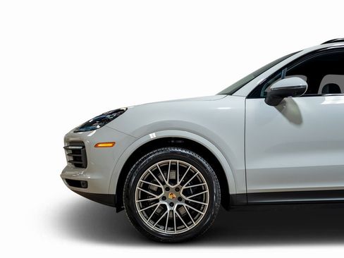 Used 2022 Porsche Cayenne S Platinum image 27