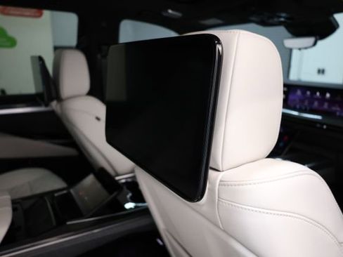 Used 2026 Cadillac Escalade V AWD/4WD image 87