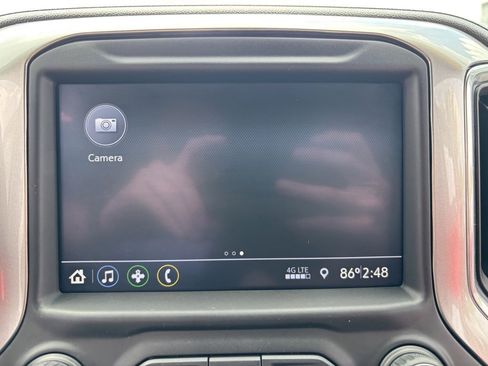 Used 2022 Chevrolet Silverado 2500 LT w/ Convenience Package image 16