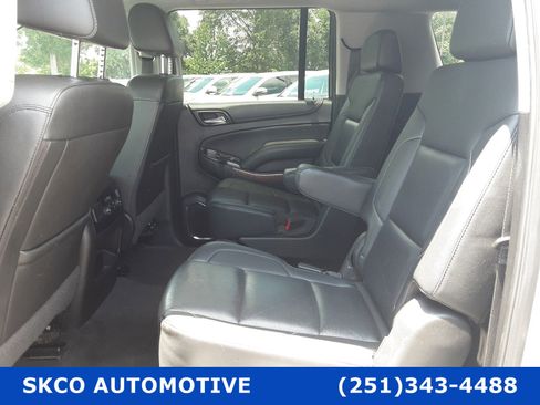 Used 2018 Chevrolet Suburban Premier image 14