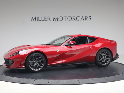 Certified 2018 Ferrari 812 Superfast RWD image 2
