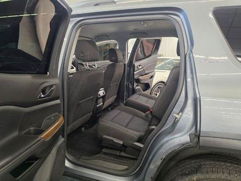 Used 2021 GMC Acadia SLE w/ Driver Convenience Package FWD image 12