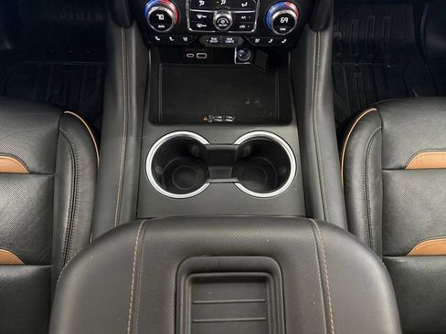Used 2021 GMC Yukon AT4 w/ AT4 Premium Plus Package image 11